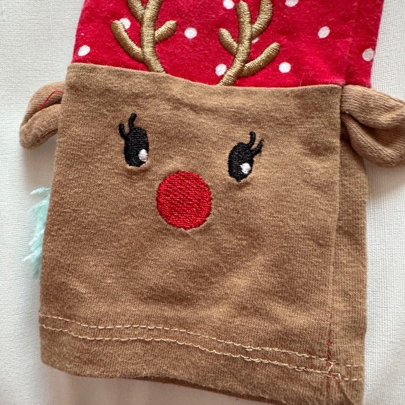 Christmas Outfit - Picture 10 of 12